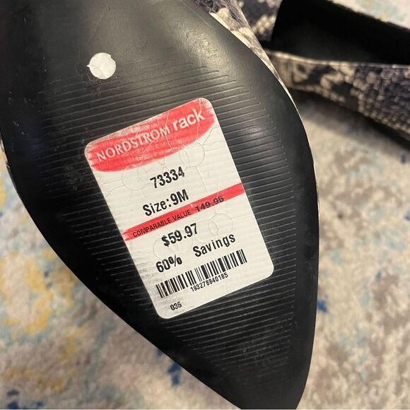 Marc Fisher leather snakeskin pattern loafers - Picture 3 of 9